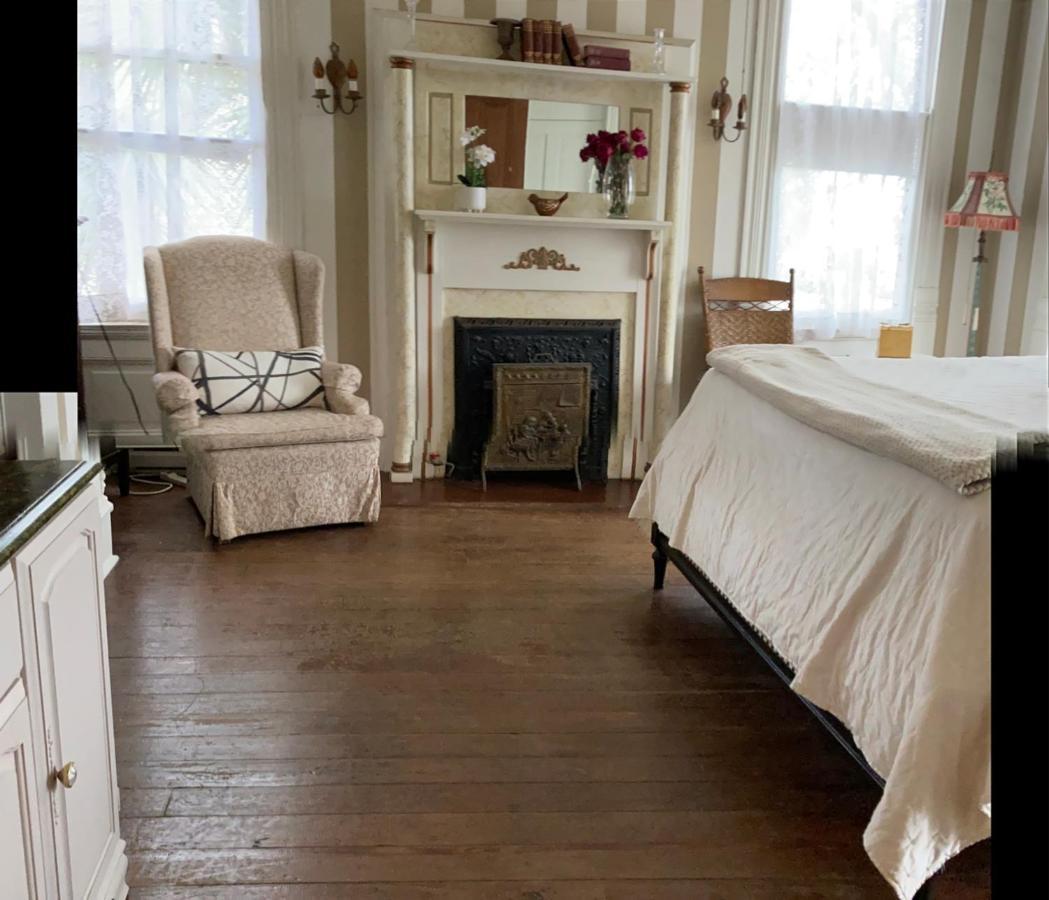 Coppersmith Inn Bed And Breakfast กาลเวสตัน ภายนอก รูปภาพ